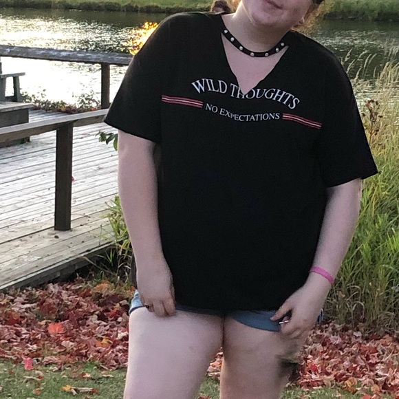 Stylish shirt - Picture 2 of 2